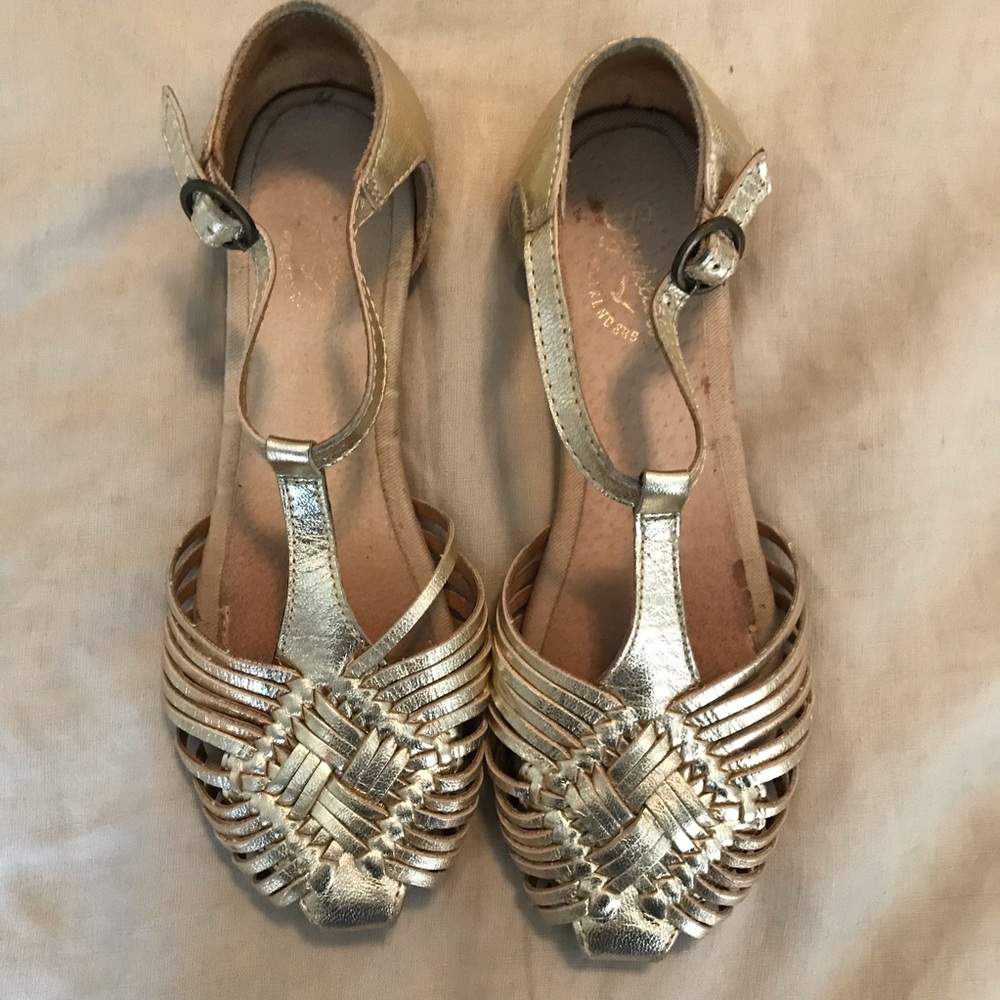 Seychelles Hurache-style Sandals Size 6.5 EUC